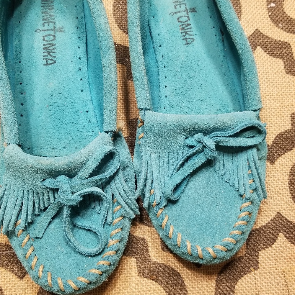 Minnetonka size 7